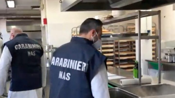 Nas, sequestri alimenti e chiusi esercizi nella provincia salernitana e sannita