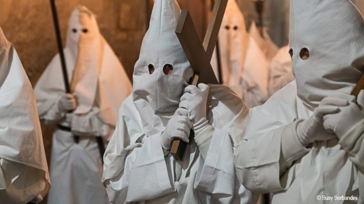 “Possono Solo Vigilare”