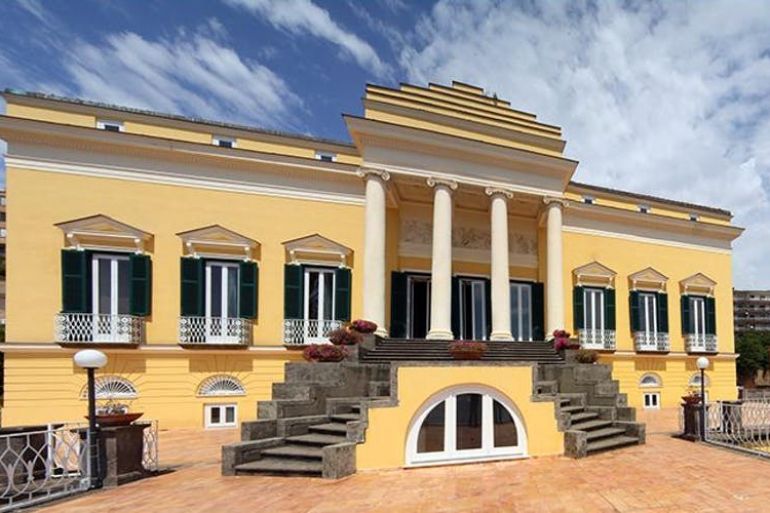 Test multigenici per il carcinoma mammario, domani esperti a confronto a Villa Doria D’Angri