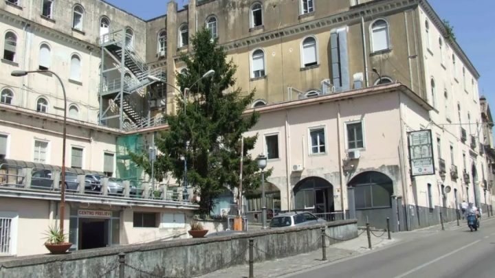 La deputata Imma Vietri: “De Luca e l’Asl Salerno continuano a mettere in pericolo la salute dei cittadini”