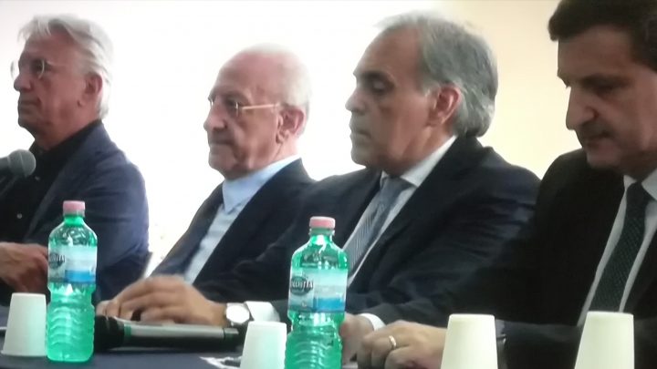De Luca: la Campania rimane la regione più penalizzata