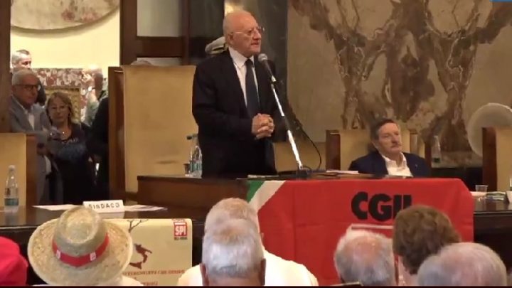 De Luca: fin quando ci sarò io la Campania non avrà neanche un euro di debito