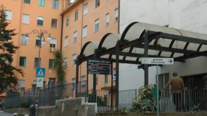 Vallo della Lucania, infermiere aggredito in ospedale
