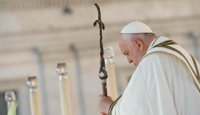 Papa Francesco in visita a Pompei nel Gennaio 2025: l’annuncio di De Luca che accende l’attesa