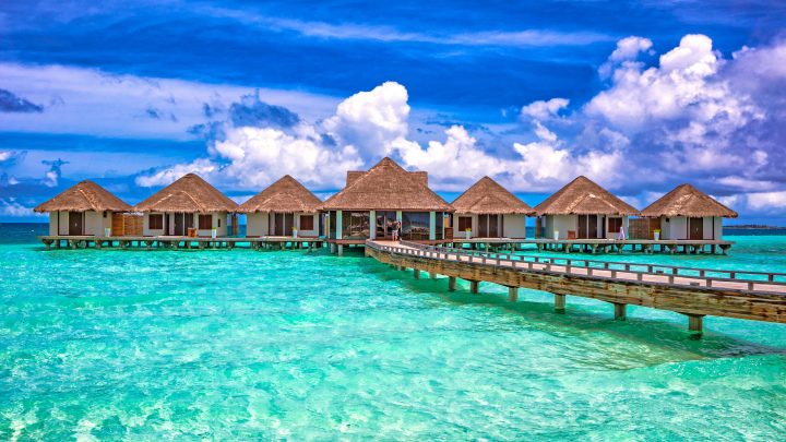 Il Default delle Maldive: quando la Legge della Sharia Incontra la Crisi Economica