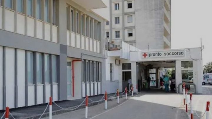Salerno, neonata ricoverata portata via dal “Ruggi”