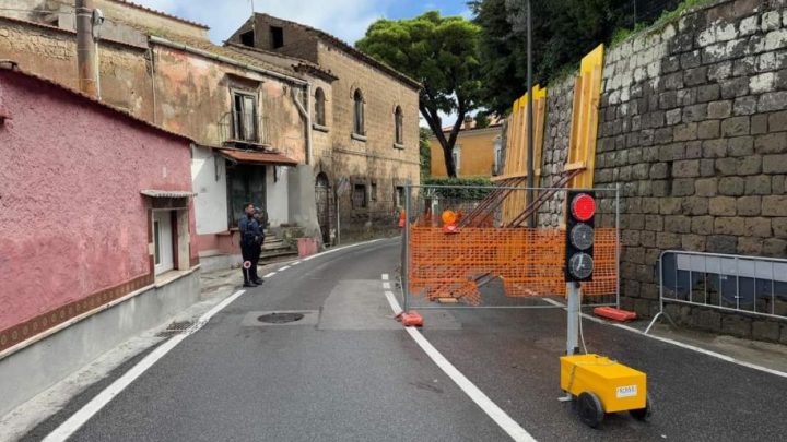 Frane e maltempo, Penisola sorrentina in ginocchio