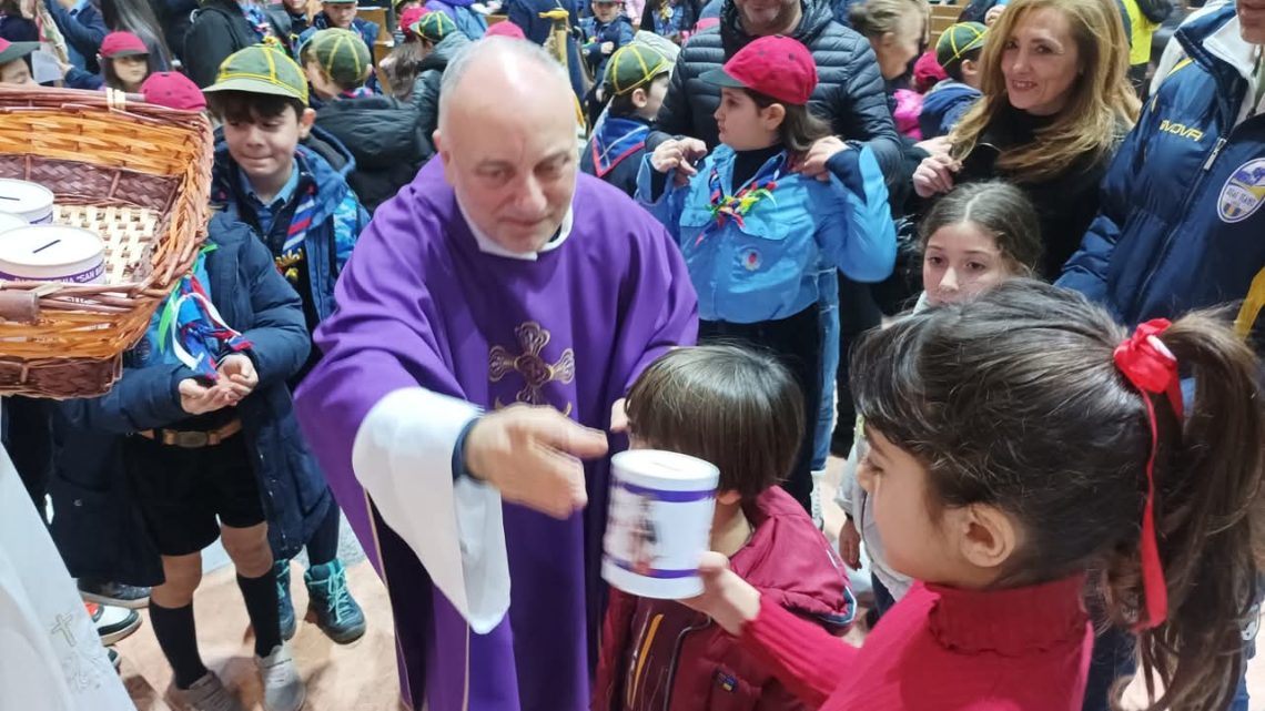 Don Nicola Lombardi festeggia i 30 anni di sacerdozio