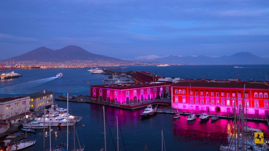 Cento giorni al Giro d’Italia, Napoli si colora di rosa