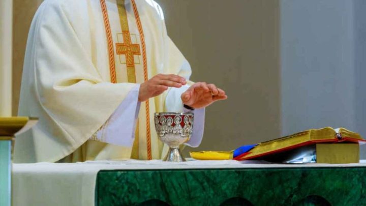 A NICOLA LOMBARDI per i 30 anni di Sacerdozio