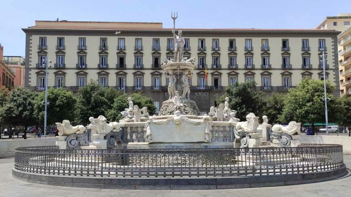 Napoli, inziativa per intitolare una piazza a Papa Francesco