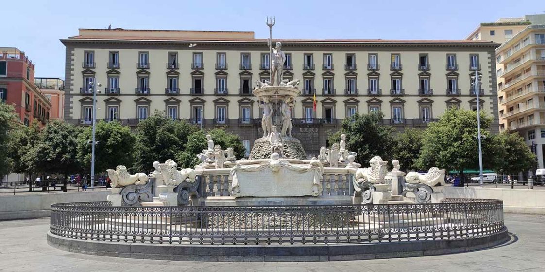 Cgil, Cisl e Uil in piazza a Napoli per i Primo maggio