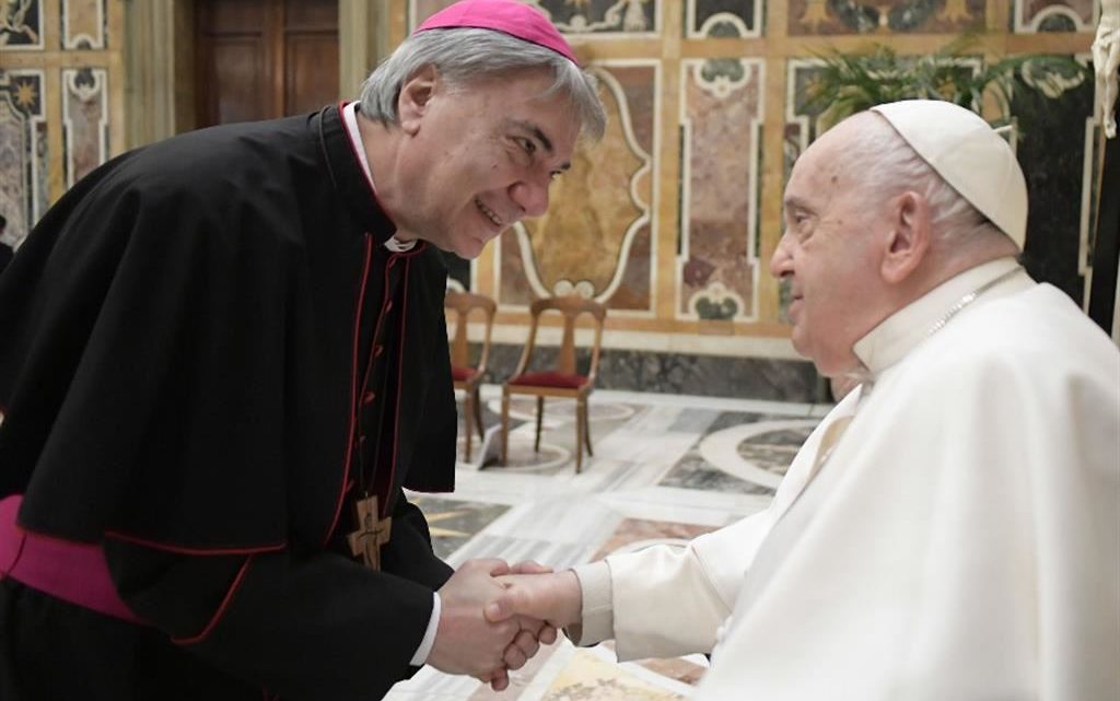 Don Mimmo Battaglia e il suo ricordo, di cuore, di Papa Francesco