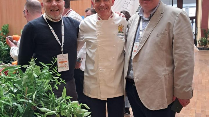 Costa Azzurra, Salone internazionale degli agrumi: il “Limone di Sorrento IGP” attira grandi chef stellati