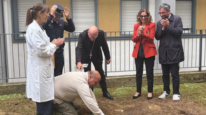 “Un albero per la salute” al “Frangipane”