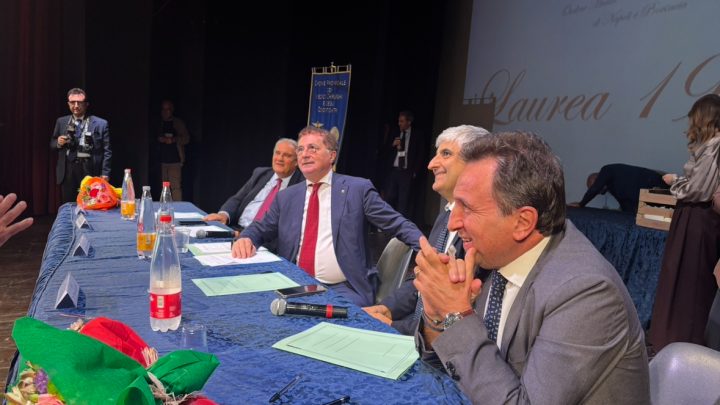 Medaglie alla carriera per 360 medici e odontoiatri di Napoli