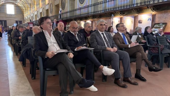 Storie odontoiatriche a Napoli, la memoria della Scuola Medica per difendere la sanità pubblica
