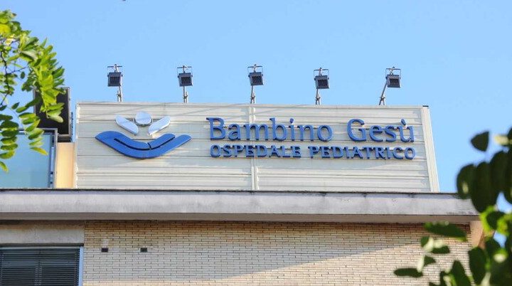 Cardiochirurgia Monaldi, convenzione con il “Bambino Gesù” e chiarimenti