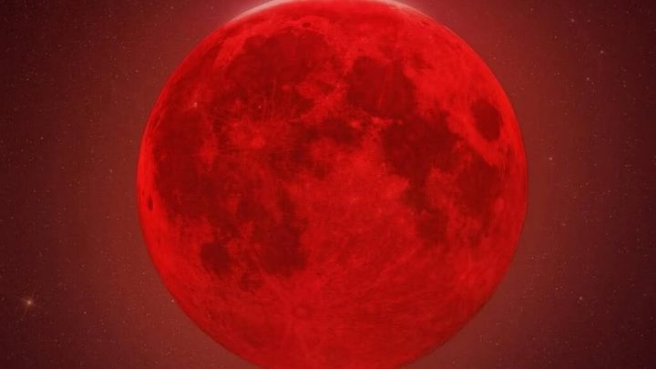 28 agosto, appuntamento con la Luna rossa