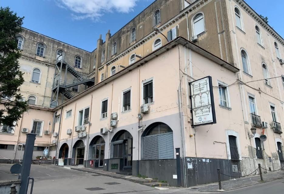 Ospedale di Cava de’Tirreni: nuova apertura ambulatorio di laser terapia oculare