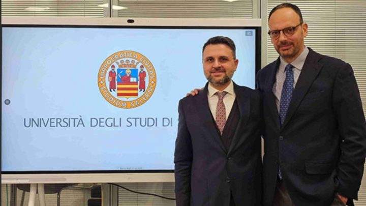 A Salerno la neurochirurgia per entrare si avvale della palpebra