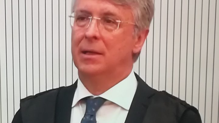 Si è insediato ufficialmente  a Salerno  Raffaele Cantone come nuovo procuratore della Repubblica