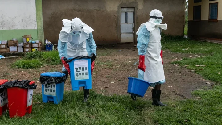 Variante Ebola fa paura: a rischio contagio 10 Paesi africani