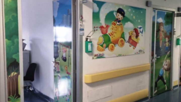 Colori, sorrisi e speranza: due donazioni trasformano il reparto di Pediatria del Ruggi