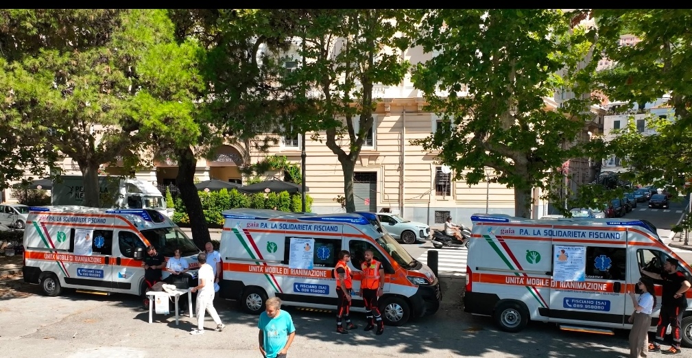 Salerno, grande successo per la Giornata di prevenzione “Ti Guardo le Spalle”